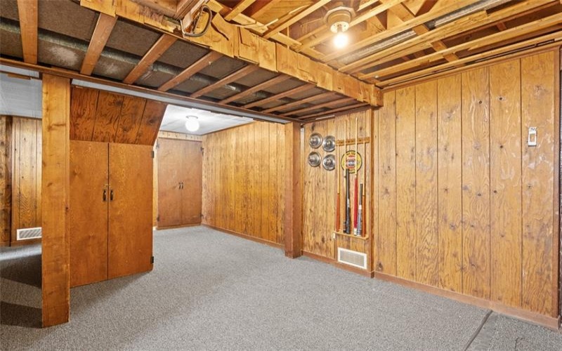 92 Stella Dr, Trafford, 15085, 3 Bedrooms Bedrooms, 9 Rooms Rooms,2 BathroomsBathrooms,Residential,For Sale,Stella Dr,1762975