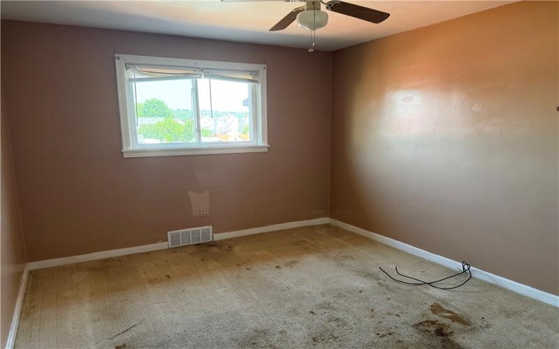 218 Meadow Ave, Charleroi, 15022, 2 Bedrooms Bedrooms, 5 Rooms Rooms,1 BathroomBathrooms,Residential,For Sale,Meadow Ave,1762985
