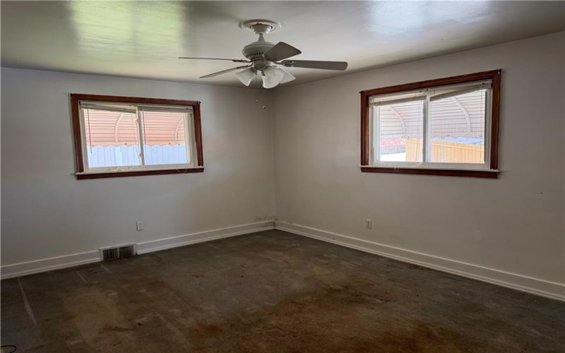 218 Meadow Ave, Charleroi, 15022, 2 Bedrooms Bedrooms, 5 Rooms Rooms,1 BathroomBathrooms,Residential,For Sale,Meadow Ave,1762985