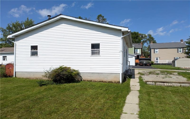 214 Jennings Ave, Scottdale, 15683, 4 Bedrooms Bedrooms, 8 Rooms Rooms,2 BathroomsBathrooms,Residential,For Sale,Jennings Ave,1763037