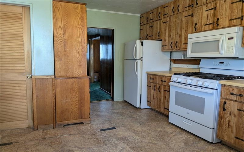214 Jennings Ave, Scottdale, 15683, 4 Bedrooms Bedrooms, 8 Rooms Rooms,2 BathroomsBathrooms,Residential,For Sale,Jennings Ave,1763037