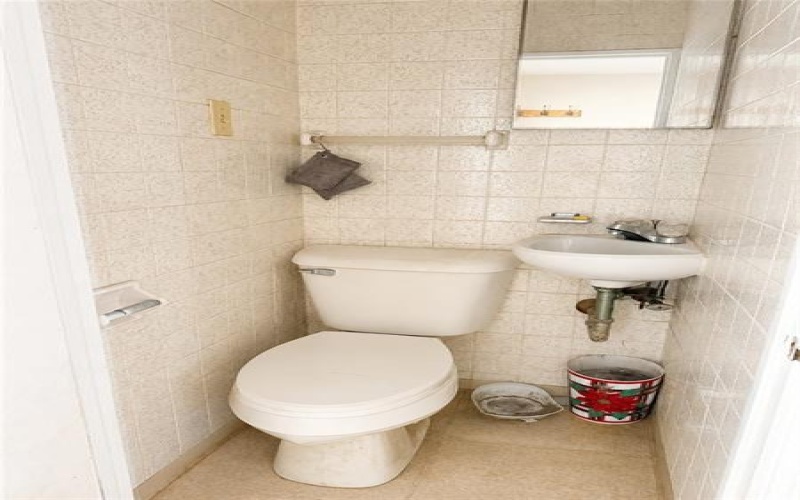 2133 Lower Terrace Rd, New Kensington, 15068, 3 Bedrooms Bedrooms, ,2.1 BathroomsBathrooms,Residential,For Sale,Lower Terrace Rd,1763052