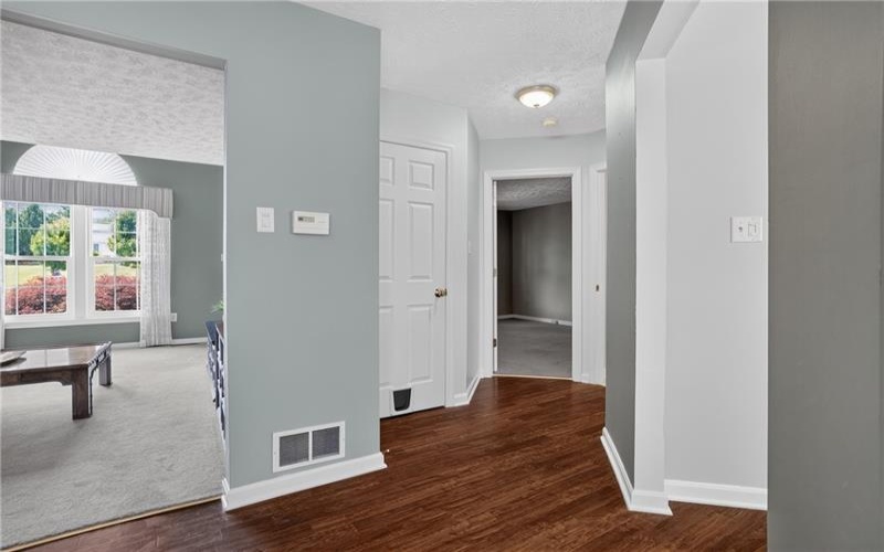 127 Sedeca Dr, Canonsburg, 15317, 3 Bedrooms Bedrooms, ,2 BathroomsBathrooms,Residential,For Sale,Sedeca Dr,1763058