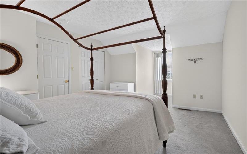 127 Sedeca Dr, Canonsburg, 15317, 3 Bedrooms Bedrooms, ,2 BathroomsBathrooms,Residential,For Sale,Sedeca Dr,1763058