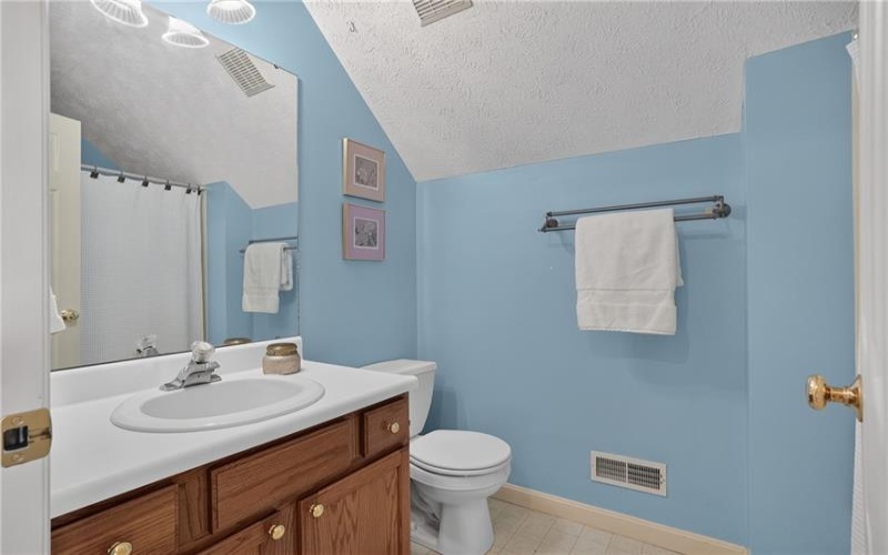 127 Sedeca Dr, Canonsburg, 15317, 3 Bedrooms Bedrooms, ,2 BathroomsBathrooms,Residential,For Sale,Sedeca Dr,1763058