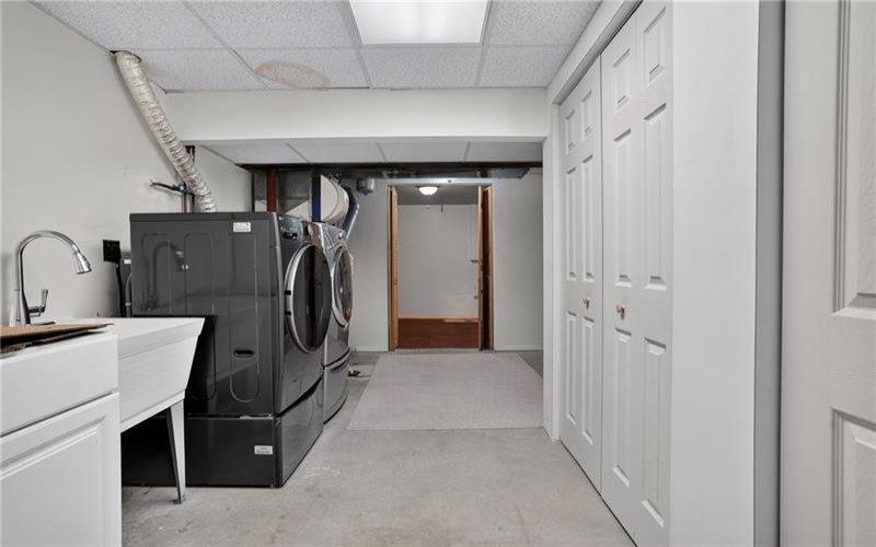 127 Sedeca Dr, Canonsburg, 15317, 3 Bedrooms Bedrooms, ,2 BathroomsBathrooms,Residential,For Sale,Sedeca Dr,1763058