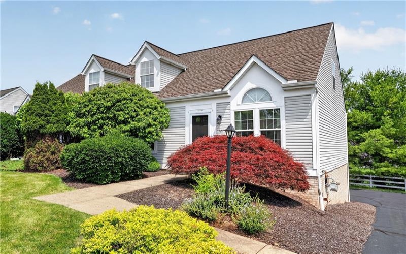127 Sedeca Dr, Canonsburg, 15317, 3 Bedrooms Bedrooms, ,2 BathroomsBathrooms,Residential,For Sale,Sedeca Dr,1763058