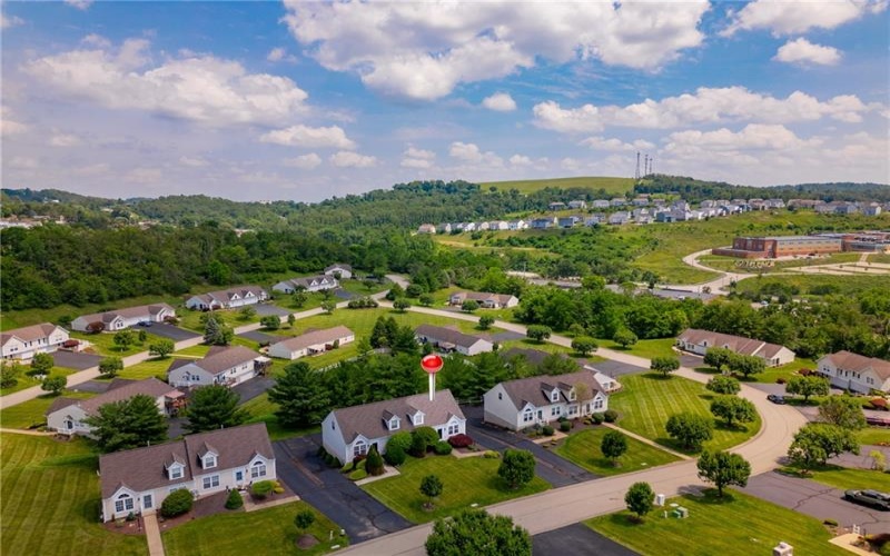 127 Sedeca Dr, Canonsburg, 15317, 3 Bedrooms Bedrooms, ,2 BathroomsBathrooms,Residential,For Sale,Sedeca Dr,1763058