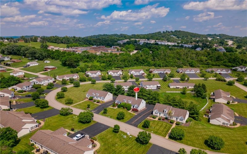 127 Sedeca Dr, Canonsburg, 15317, 3 Bedrooms Bedrooms, ,2 BathroomsBathrooms,Residential,For Sale,Sedeca Dr,1763058