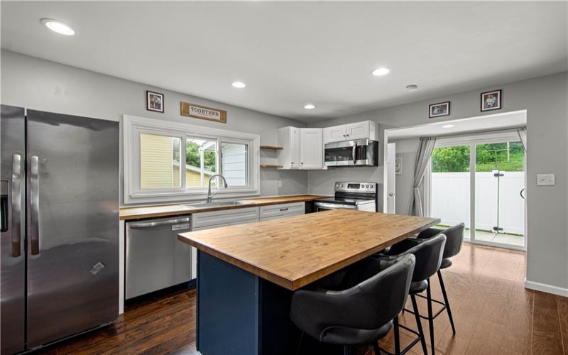 412 Grant Street, Richeyville, 15358, 2 Bedrooms Bedrooms, 5 Rooms Rooms,1.1 BathroomsBathrooms,Residential,For Sale,Grant Street,1763076