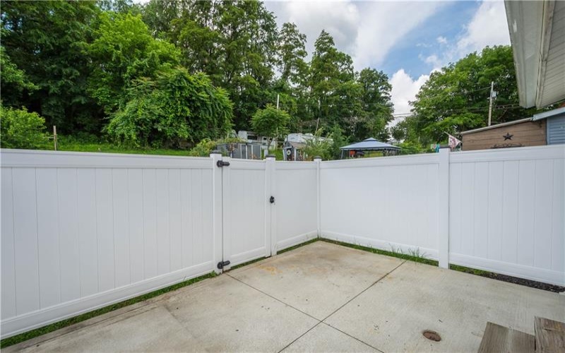 412 Grant Street, Richeyville, 15358, 2 Bedrooms Bedrooms, 5 Rooms Rooms,1.1 BathroomsBathrooms,Residential,For Sale,Grant Street,1763076