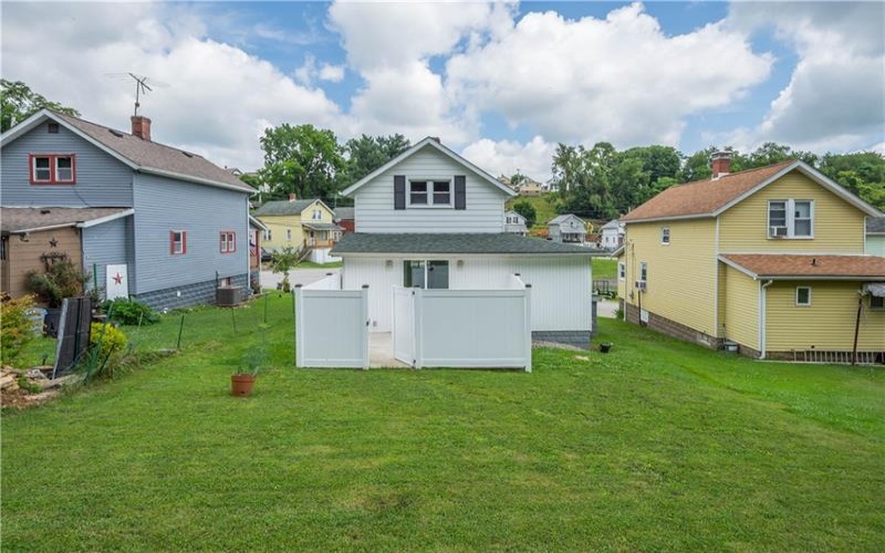 412 Grant Street, Richeyville, 15358, 2 Bedrooms Bedrooms, 5 Rooms Rooms,1.1 BathroomsBathrooms,Residential,For Sale,Grant Street,1763076