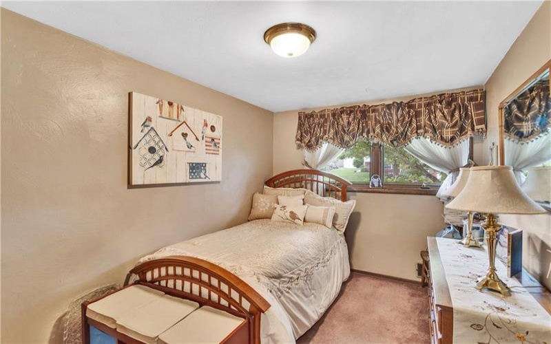 1998 Bernice Dr, irwin, 15642, 3 Bedrooms Bedrooms, 7 Rooms Rooms,2 BathroomsBathrooms,Residential,For Sale,Bernice Dr,1763119