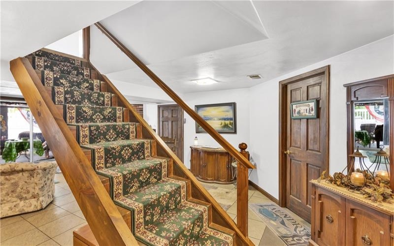 1998 Bernice Dr, irwin, 15642, 3 Bedrooms Bedrooms, 7 Rooms Rooms,2 BathroomsBathrooms,Residential,For Sale,Bernice Dr,1763119