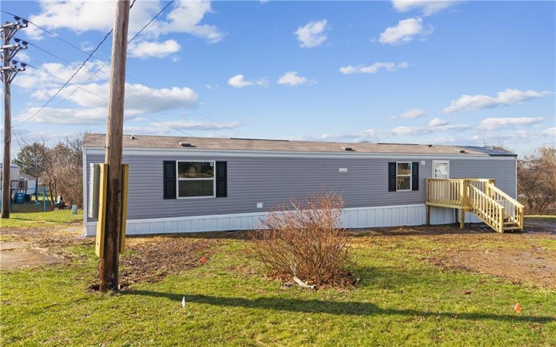 125 Laurel View Dr, Mount Pleasant, 15666, 2 Bedrooms Bedrooms, ,2 BathroomsBathrooms,Residential,For Sale,Laurel View Dr,1763131