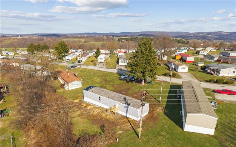125 Laurel View Dr, Mount Pleasant, 15666, 2 Bedrooms Bedrooms, ,2 BathroomsBathrooms,Residential,For Sale,Laurel View Dr,1763131