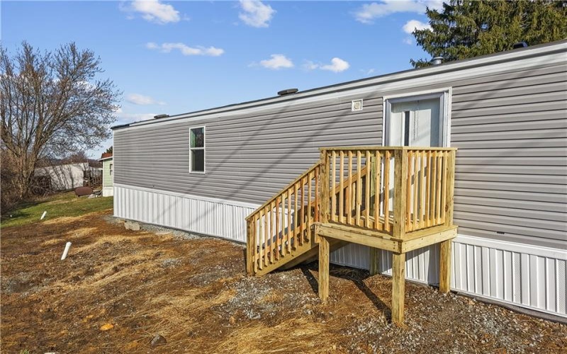 125 Laurel View Dr, Mount Pleasant, 15666, 2 Bedrooms Bedrooms, ,2 BathroomsBathrooms,Residential,For Sale,Laurel View Dr,1763131