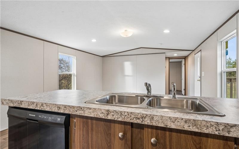 125 Laurel View Dr, Mount Pleasant, 15666, 2 Bedrooms Bedrooms, ,2 BathroomsBathrooms,Residential,For Sale,Laurel View Dr,1763131