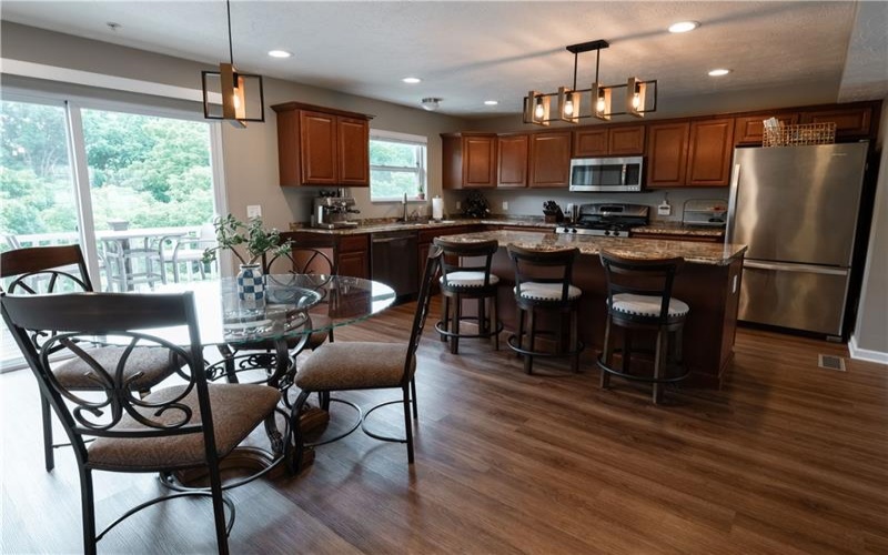 6407 Lindsey Ln, Export, 15632, 3 Bedrooms Bedrooms, 7 Rooms Rooms,2.1 BathroomsBathrooms,Residential,For Sale,Lindsey Ln,1763157