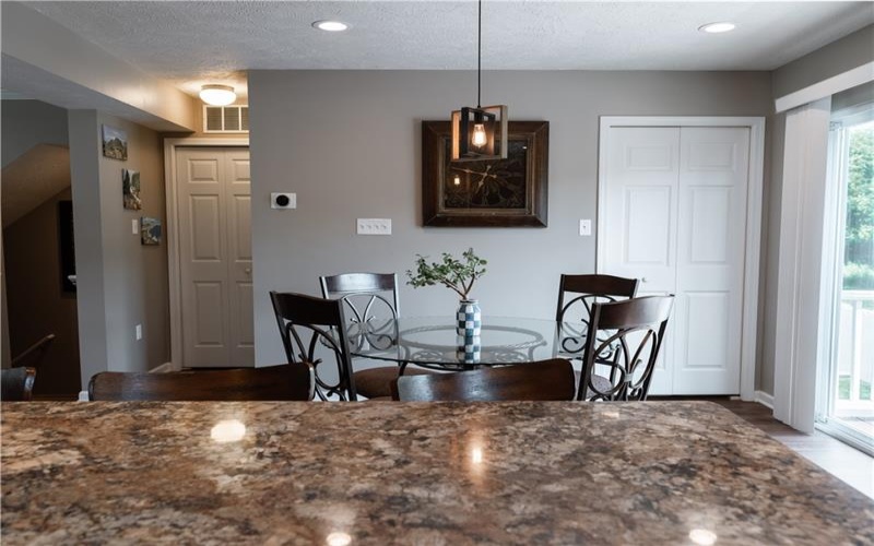 6407 Lindsey Ln, Export, 15632, 3 Bedrooms Bedrooms, 7 Rooms Rooms,2.1 BathroomsBathrooms,Residential,For Sale,Lindsey Ln,1763157