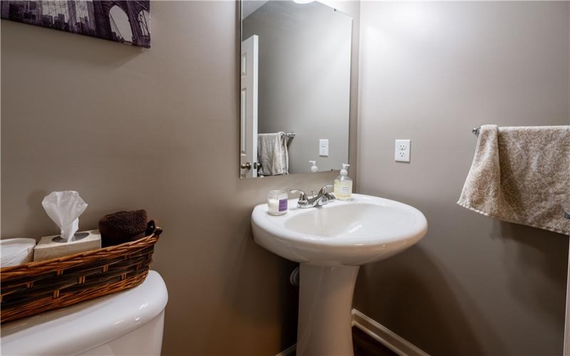 6407 Lindsey Ln, Export, 15632, 3 Bedrooms Bedrooms, 7 Rooms Rooms,2.1 BathroomsBathrooms,Residential,For Sale,Lindsey Ln,1763157