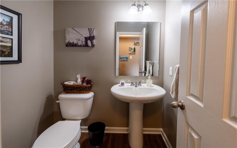 6407 Lindsey Ln, Export, 15632, 3 Bedrooms Bedrooms, 7 Rooms Rooms,2.1 BathroomsBathrooms,Residential,For Sale,Lindsey Ln,1763157