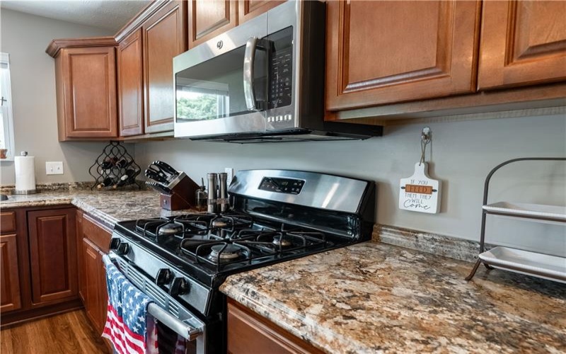 6407 Lindsey Ln, Export, 15632, 3 Bedrooms Bedrooms, 7 Rooms Rooms,2.1 BathroomsBathrooms,Residential,For Sale,Lindsey Ln,1763157