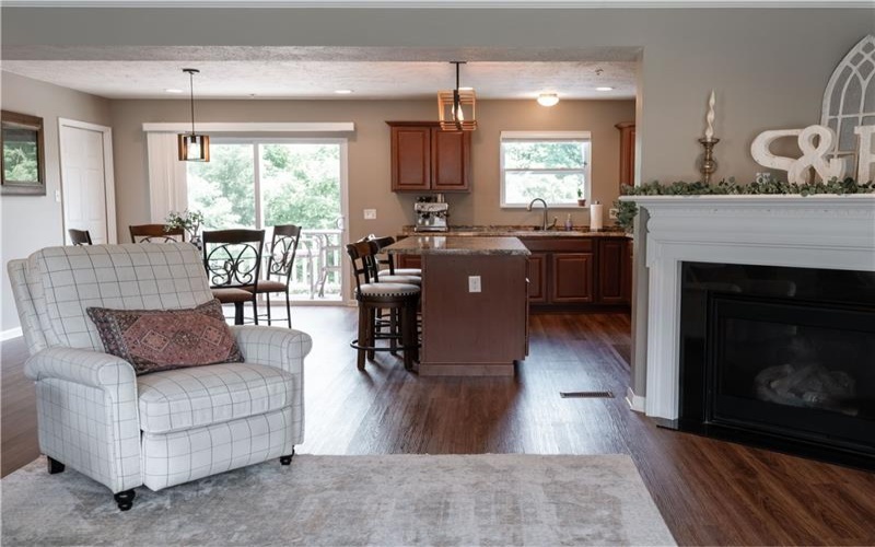 6407 Lindsey Ln, Export, 15632, 3 Bedrooms Bedrooms, 7 Rooms Rooms,2.1 BathroomsBathrooms,Residential,For Sale,Lindsey Ln,1763157