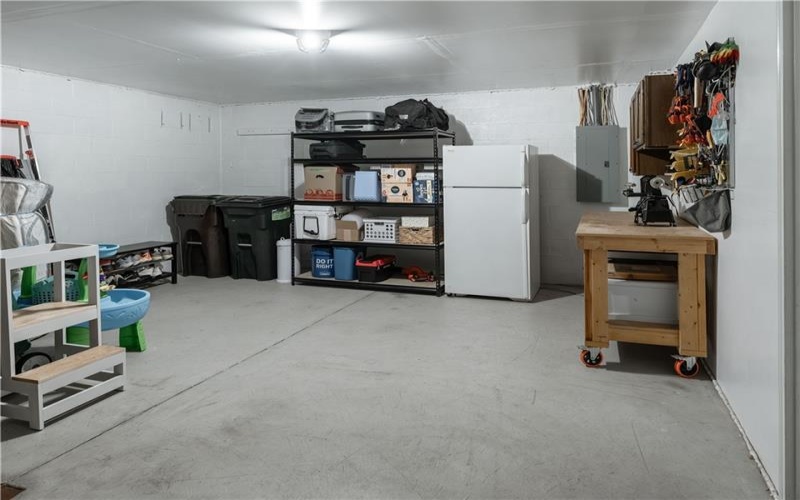 6407 Lindsey Ln, Export, 15632, 3 Bedrooms Bedrooms, 7 Rooms Rooms,2.1 BathroomsBathrooms,Residential,For Sale,Lindsey Ln,1763157