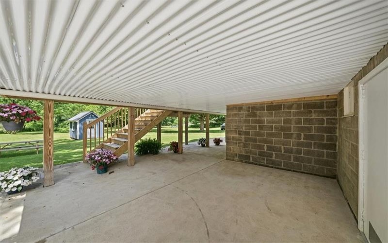217 Country Club Road, Washington, 15301, 4 Bedrooms Bedrooms, 13 Rooms Rooms,4 BathroomsBathrooms,Residential,For Sale,Country Club Road,1763173