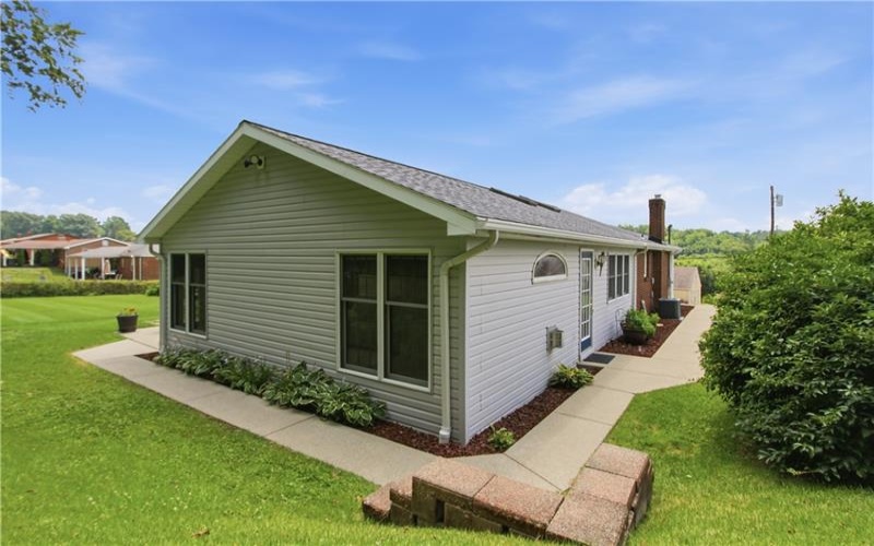 12289 Herold Drive, Irwin, 15642, 3 Bedrooms Bedrooms, 11 Rooms Rooms,1.1 BathroomsBathrooms,Residential,For Sale,Herold Drive,1763181
