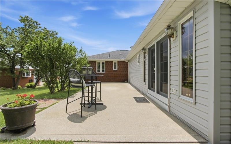 12289 Herold Drive, Irwin, 15642, 3 Bedrooms Bedrooms, 11 Rooms Rooms,1.1 BathroomsBathrooms,Residential,For Sale,Herold Drive,1763181