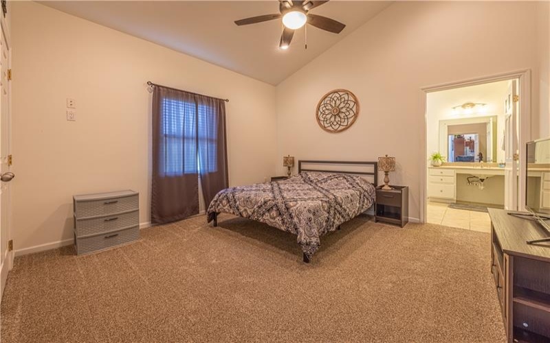 100 Clover Ln, Uniontown, 15401, 4 Bedrooms Bedrooms, ,3.1 BathroomsBathrooms,Residential,For Sale,Clover Ln,1763188