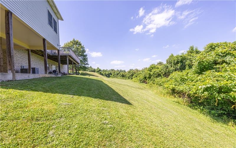 100 Clover Ln, Uniontown, 15401, 4 Bedrooms Bedrooms, ,3.1 BathroomsBathrooms,Residential,For Sale,Clover Ln,1763188