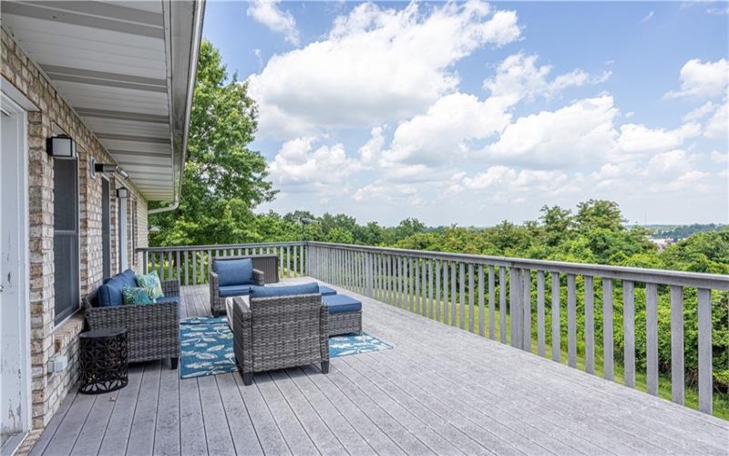100 Clover Ln, Uniontown, 15401, 4 Bedrooms Bedrooms, ,3.1 BathroomsBathrooms,Residential,For Sale,Clover Ln,1763188