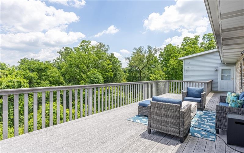 100 Clover Ln, Uniontown, 15401, 4 Bedrooms Bedrooms, ,3.1 BathroomsBathrooms,Residential,For Sale,Clover Ln,1763188