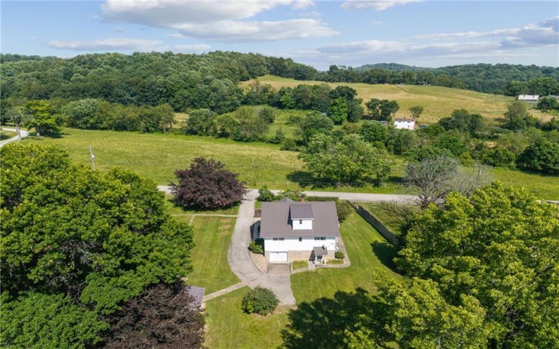 645 Old State Route 66, Greensburg, 15601, 4 Bedrooms Bedrooms, 9 Rooms Rooms,1.1 BathroomsBathrooms,Residential,For Sale,Old State Route 66,1763276