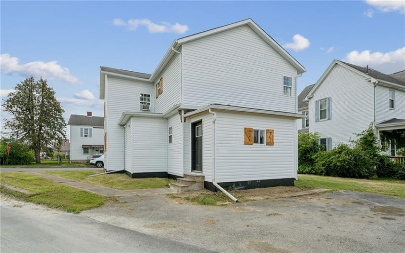 524 Brinker Ave, Latrobe, 15650, 3 Bedrooms Bedrooms, 7 Rooms Rooms,2 BathroomsBathrooms,Residential,For Sale,Brinker Ave,1763277