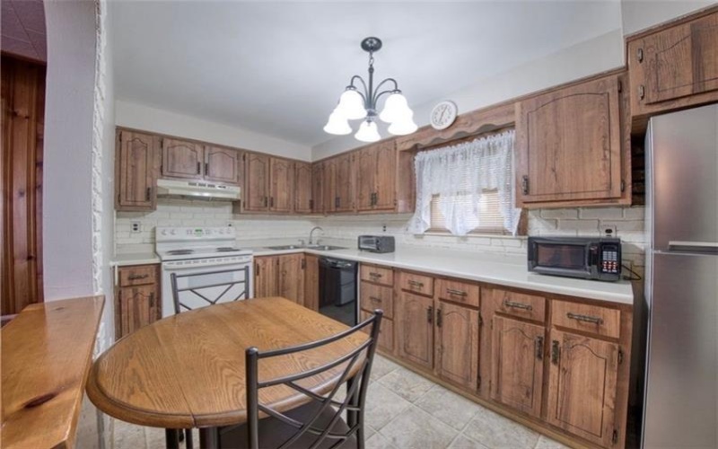 51 Sycamore St, Muse, 15350, 3 Bedrooms Bedrooms, 5 Rooms Rooms,2.1 BathroomsBathrooms,Residential,For Sale,Sycamore St,1763294