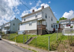 51 Sycamore St, Muse, 15350, 3 Bedrooms Bedrooms, 5 Rooms Rooms,2.1 BathroomsBathrooms,Residential,For Sale,Sycamore St,1763294
