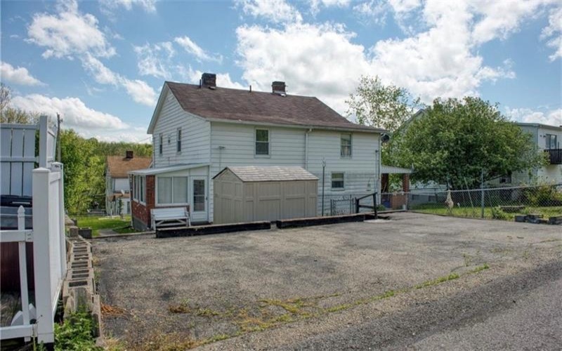 51 Sycamore St, Muse, 15350, 3 Bedrooms Bedrooms, 5 Rooms Rooms,2.1 BathroomsBathrooms,Residential,For Sale,Sycamore St,1763294