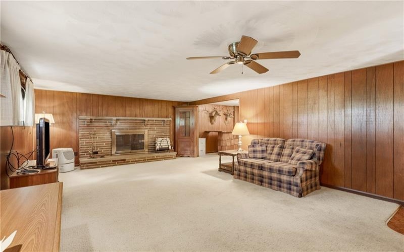 220 Water St, Donegal, 15628, 3 Bedrooms Bedrooms, ,2 BathroomsBathrooms,Residential,For Sale,Water St,1763323