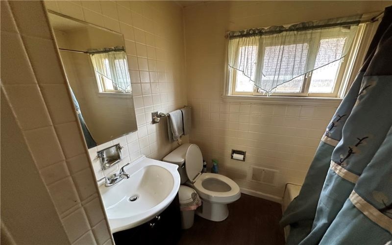 717 Ludwick St, Greensburg, 15601, 3 Bedrooms Bedrooms, ,2.1 BathroomsBathrooms,Residential,For Sale,Ludwick St,1763325