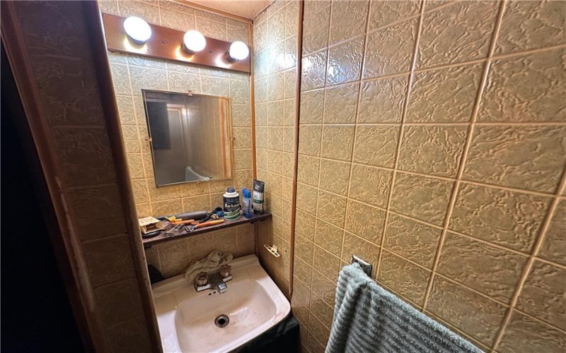 717 Ludwick St, Greensburg, 15601, 3 Bedrooms Bedrooms, ,2.1 BathroomsBathrooms,Residential,For Sale,Ludwick St,1763325