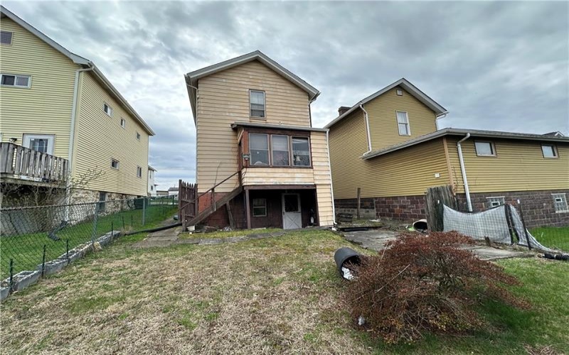 717 Ludwick St, Greensburg, 15601, 3 Bedrooms Bedrooms, ,2.1 BathroomsBathrooms,Residential,For Sale,Ludwick St,1763325
