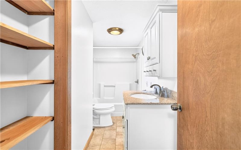 218 Blosser Hill Rd, Lake Lynn, 15451, 3 Bedrooms Bedrooms, ,2 BathroomsBathrooms,Farm-acreage-lot,For Sale,House & Barn,Blosser Hill Rd,1763344
