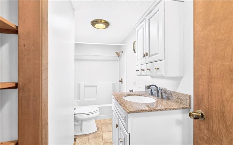218 Blosser Hill Rd, Lake Lynn, 15451, 3 Bedrooms Bedrooms, ,2 BathroomsBathrooms,Farm-acreage-lot,For Sale,House & Barn,Blosser Hill Rd,1763344