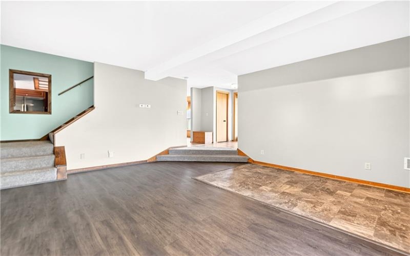 218 Blosser Hill Rd, Lake Lynn, 15451, 3 Bedrooms Bedrooms, ,2 BathroomsBathrooms,Farm-acreage-lot,For Sale,House & Barn,Blosser Hill Rd,1763344