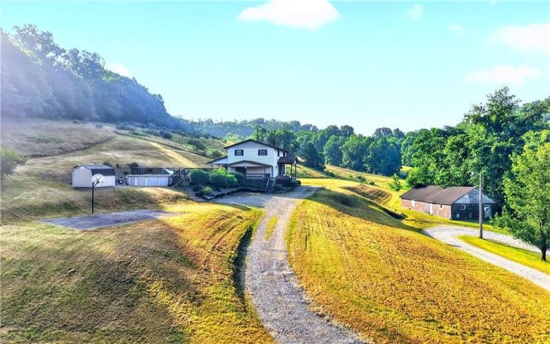 218 Blosser Hill Rd, Lake Lynn, 15451, 3 Bedrooms Bedrooms, ,2 BathroomsBathrooms,Farm-acreage-lot,For Sale,House & Barn,Blosser Hill Rd,1763344