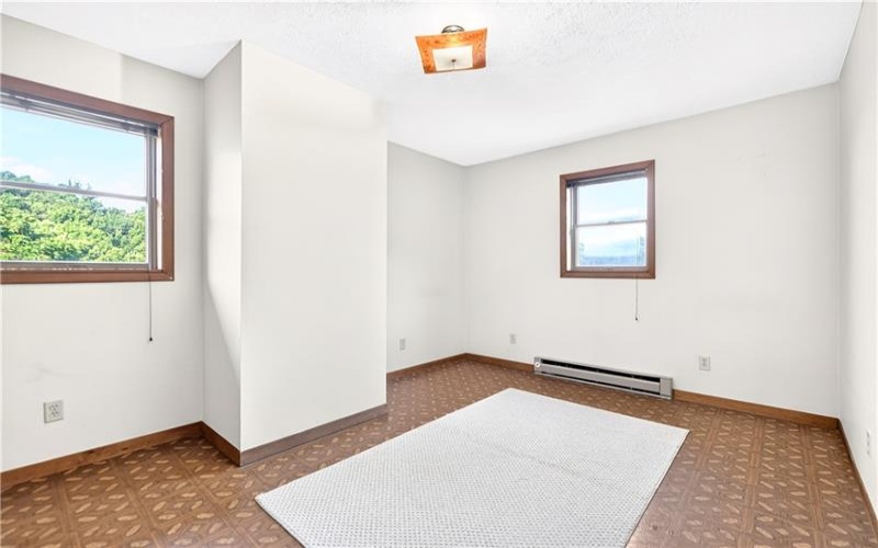 218 Blosser Hill Rd, Lake Lynn, 15451, 3 Bedrooms Bedrooms, ,2 BathroomsBathrooms,Farm-acreage-lot,For Sale,House & Barn,Blosser Hill Rd,1763344